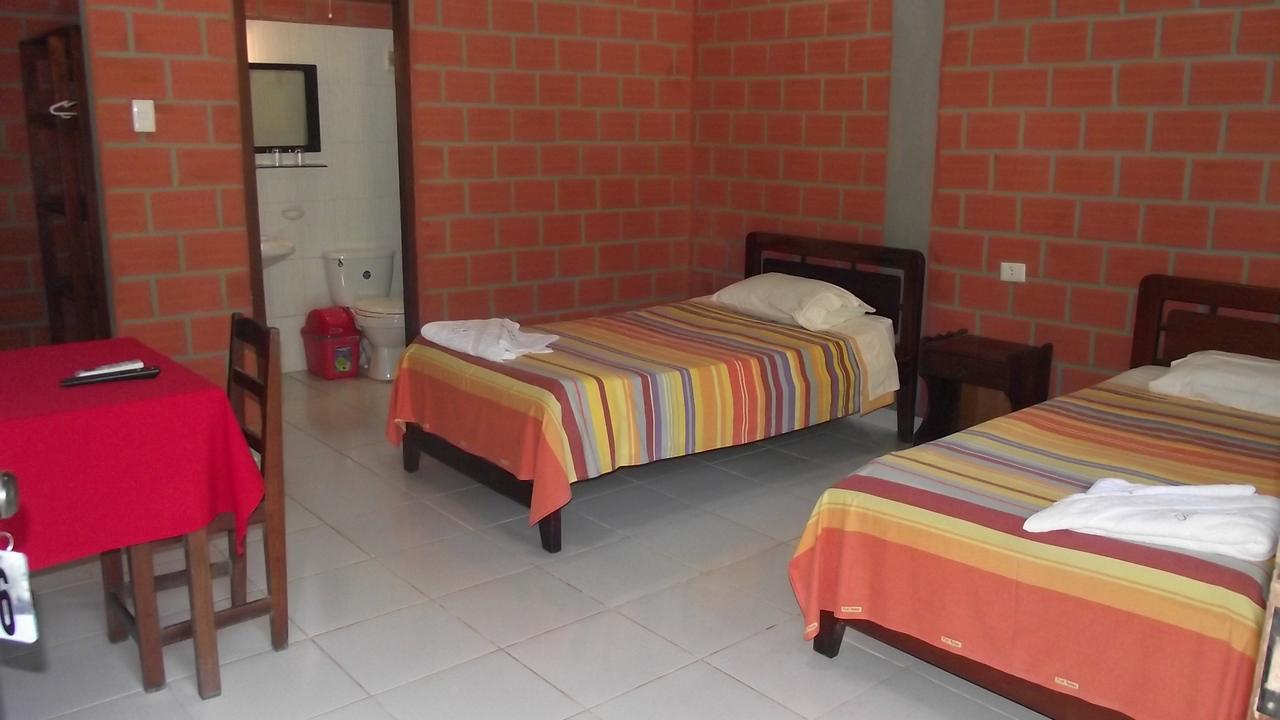 Hotel Ambaibo Rurrenabaque Dış mekan fotoğraf